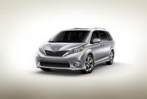 Toyota Sienna SE 2010 года
